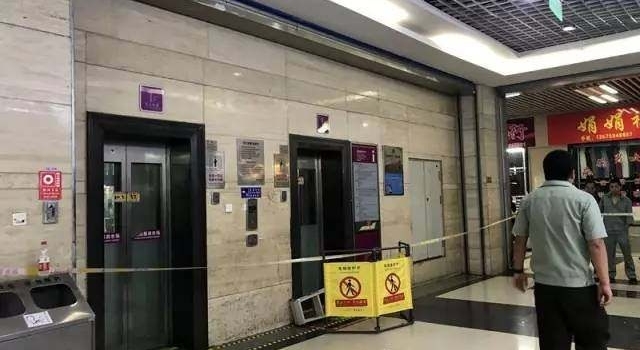 6岁男孩坠落观光电梯井怎么回事 都是这一泡尿惹的祸？