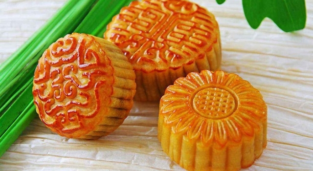 水果月饼全是冬瓜做的真的吗？厂家：莲蓉月饼或是豆蓉
