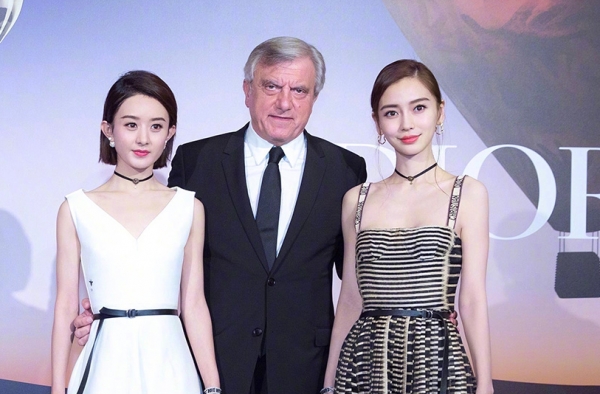 赵丽颖angelababy同框比美 同一角度你觉得谁更美