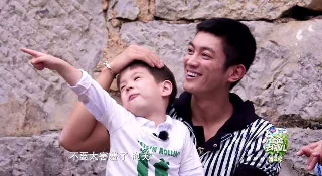 嗯哼你怎么穿粉色的 关于嗯哼感情线杜江这么回应