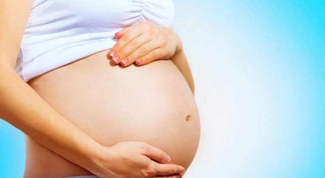 两女子起争执踢孕妇肚子 网友：最毒妇人心！