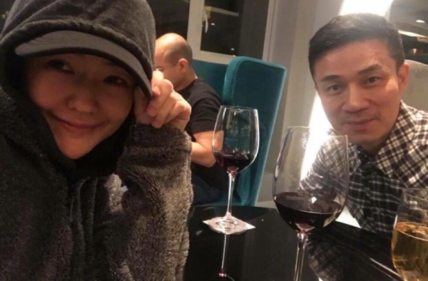 小S和老公约会 远离纷扰享受幸福的二人时光