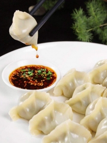 速冻水饺怎么煮才能不粘不破？试试这三个妙招