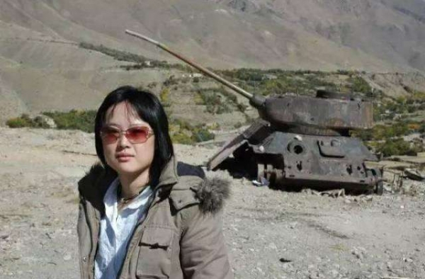 让我们致敬中国战地记者 战火中他们一人就是一支队伍