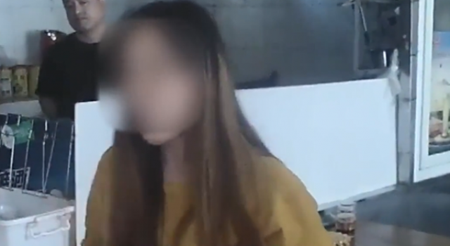 女子吃油泼面拒付钱 只因油泼面没有自己要的香味？
