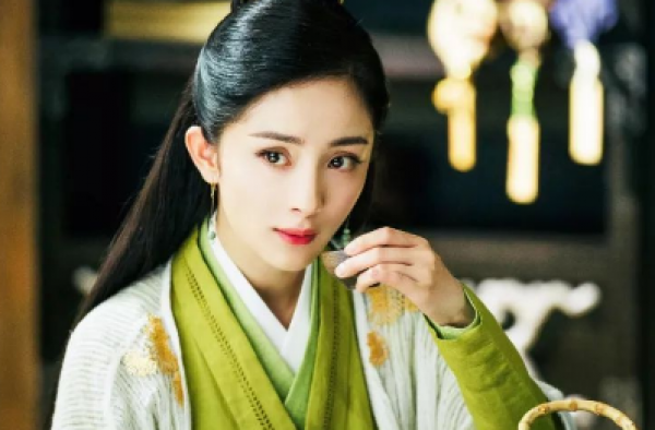 扶摇女主杨幂生活和事业双丰收 听到女儿声音做啥都行