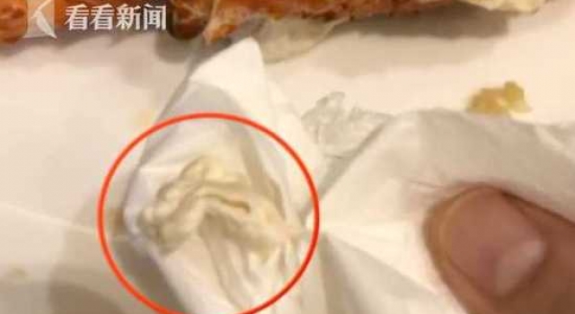 龙虾里吃出口香糖 还是别人嚼过的,着实令人作呕