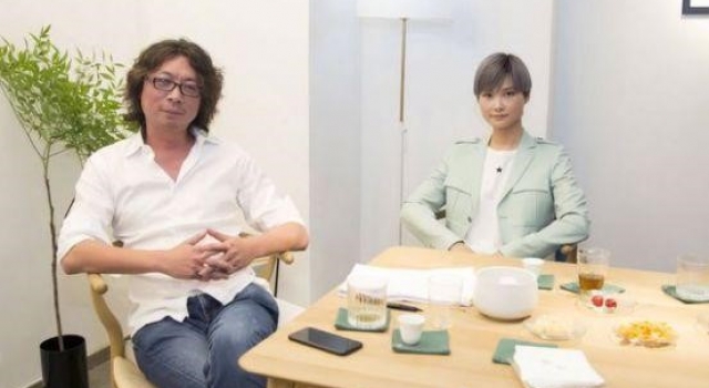 李宇春做客十三邀,许知远称其为潜水艇,好评如潮