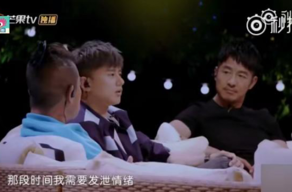 张杰承认开微博小号发泄情绪 可见他现在多么幸福!