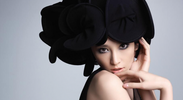 吴佩慈成为未婚妻后谈及自己的爱好，就是喜欢收藏