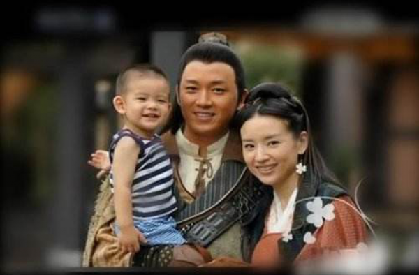 潘粤明前经纪人朋友圈 手撕董洁 董洁到底做了什么？