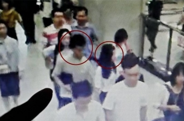 两次猥亵同一乘客怎么回事?如此胆大包天公然猥亵女士?