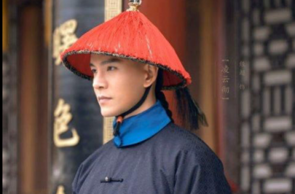 凌云彻是太监 风光的御前侍卫为何被阉了?