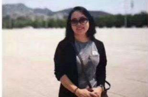 女律师遭碰瓷执法 警方称不存在羞辱情况