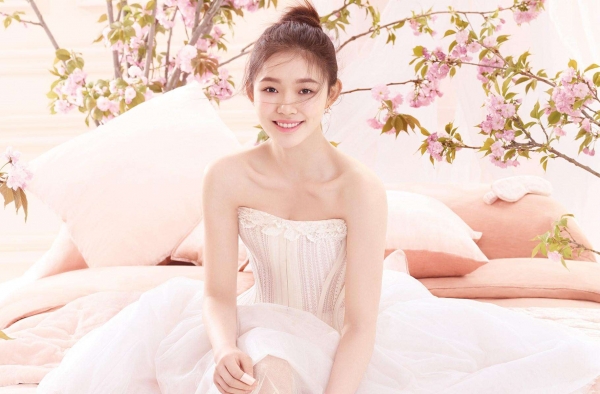 冯绍峰前女友大盘点 美女如云赵丽颖垫底？