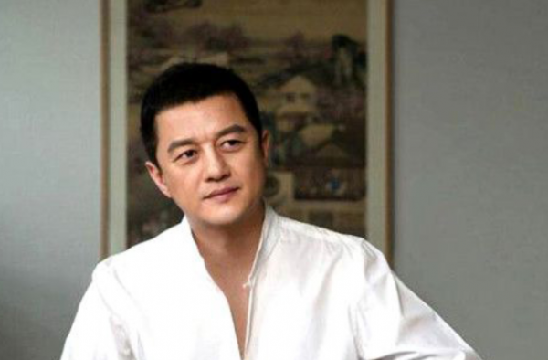 李亚鹏欠债四千万 详情曝光令人瞠目！李嫣受到波及？