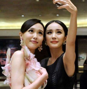 杨幂祝福唐嫣 究竟是蹭热度炒作还是发自内心？