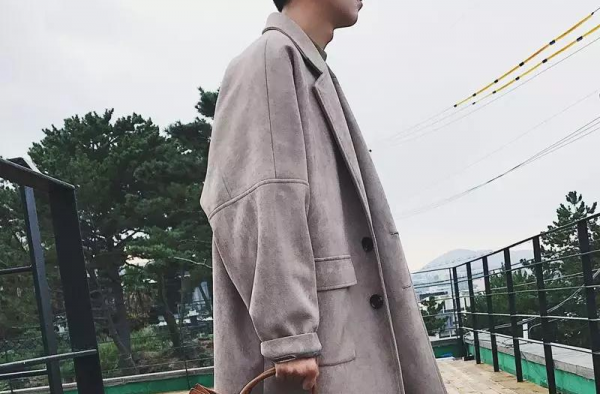 韩系茧型大衣不适合瘦子？微胖男生的最好搭配！