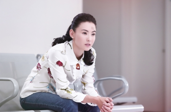 38岁张柏芝承认三胎儿子，“小王子”的父亲是谁？会是他吗