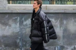 男士羽绒服穿出型男范儿？怎么选择是关键！