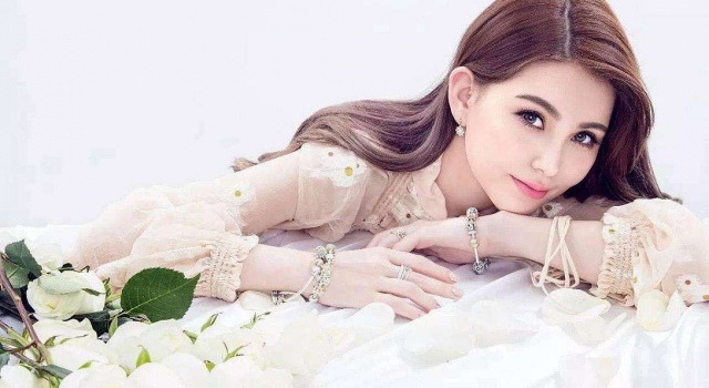 周杰伦儿子小小周正面照曝光 孩子竟然不像父亲？！