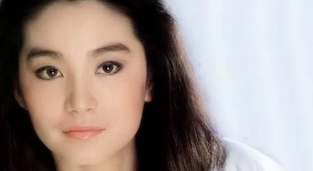 林青霞母女吵架 林青霞选购美容仪 女儿怒而走开？