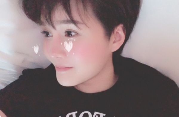 赵本山女儿吃一顿饭要十万块真的吗？吃的啥这么贵！