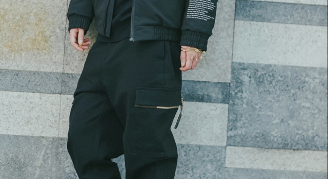 经典时尚的休闲羽绒服 你工作室的最好伙伴