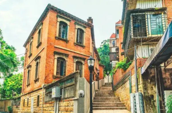 情人节怎么过？浪漫的情侣旅游地 带上她一起去打卡吧