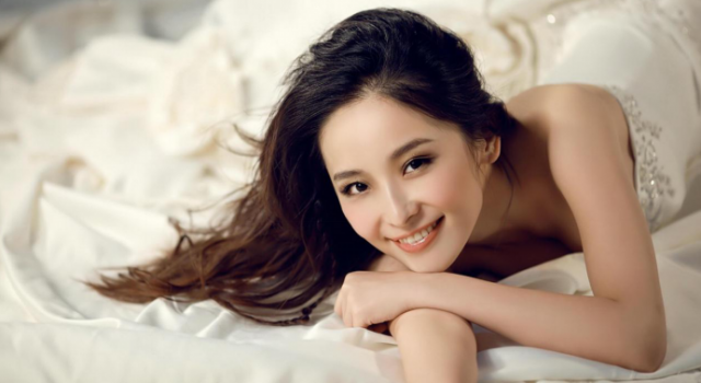 和女生聊天的时候没有话题怎么办 尝试下这些地方开聊