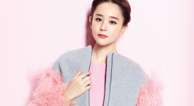 于小彤陈小纭亲密坐地铁疑恋爱 他和海陆什么时候分的手？