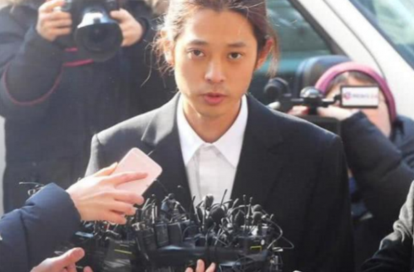 郑俊英接受调查 崔钟勋酒驾揭发 胜利方与警方关系密切