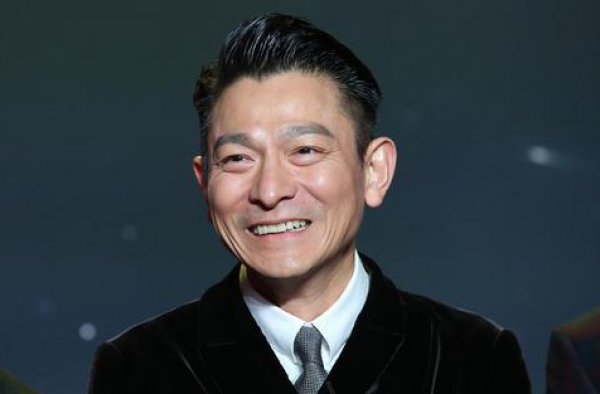 刘德华“被代言”索赔200万，莫名其妙成为产品代言人