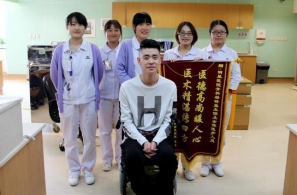 张云雷发微博宣布出院 你期待他回归给大家带来欢乐吗