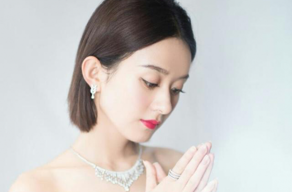 赵丽颖微博仅半年可见！这是要故意隐瞒什么吗？