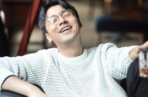 大叔型的男生穿什么好看呢 一起走进雷佳音的服装世界