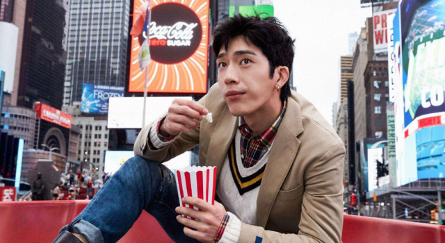 感受井柏然的服装选择 让自己走进时尚世界的大门