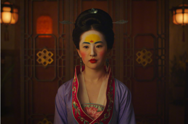 花木兰真人版预告上线 刘亦菲打戏帅气 造型惊艳