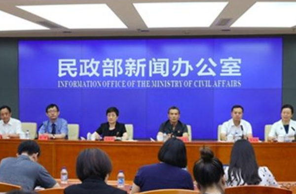 父母生而不养将被惩戒 50万事实孤儿将得到生活保障