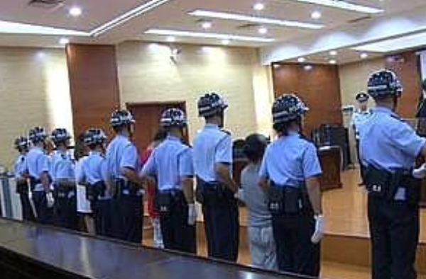 网红主播获刑8年 因何判刑 网红主播获刑背后的故事