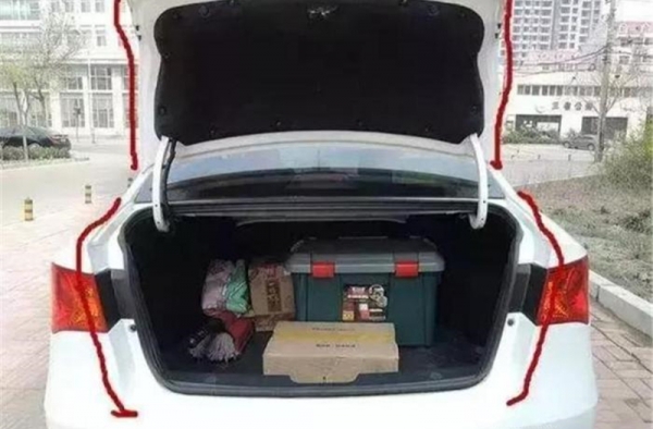 汽车后背箱里面的四不放  你都知道有哪些吗