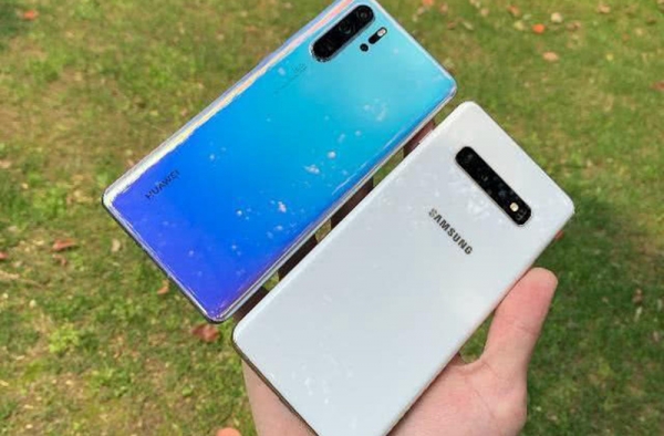 三星note9 价格一夜之间跌至冰点价 赶超华为p30指日可待