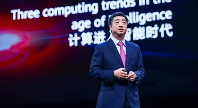 华为AI训练集群 全球首发计算战略 比世界纪录还要快