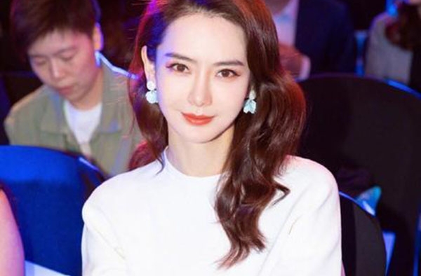 戚薇晒体重超百斤 遭金瀚花式吐槽 网友：这梁子结定了