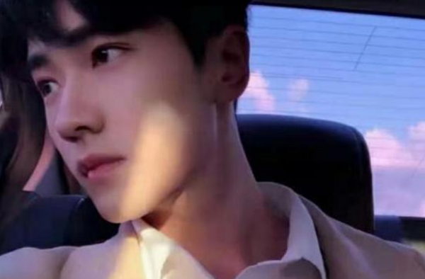 长期不发朋友圈的男人 一般都是这3种原因！