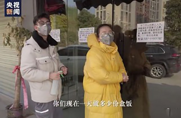 武汉小姐姐每天给医院做饭800份 网友：活该她生意兴隆