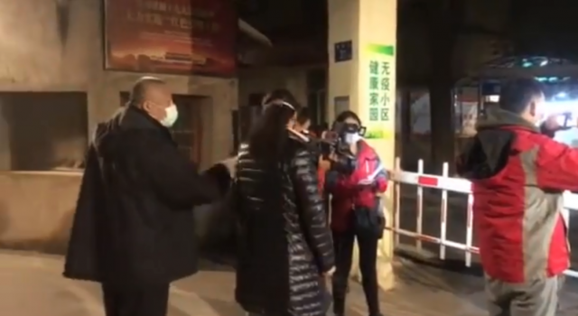 武汉某小区阻止一线护士回家 网友：感觉让人寒了心