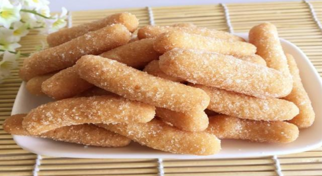 小时候最喜欢吃的东西 满满的回忆感 很多都不知道名字