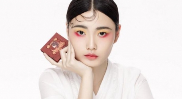 新锐国货“星花木兰”与彩妆龙头“蔻丝恩”珠联璧合,惊艳国潮美妆界!