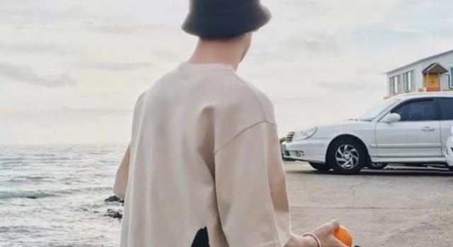 男生搭配衣服的技巧 普通的衣服也能搭配出时尚感